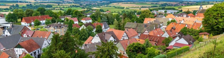 Eine kleine Stadt.